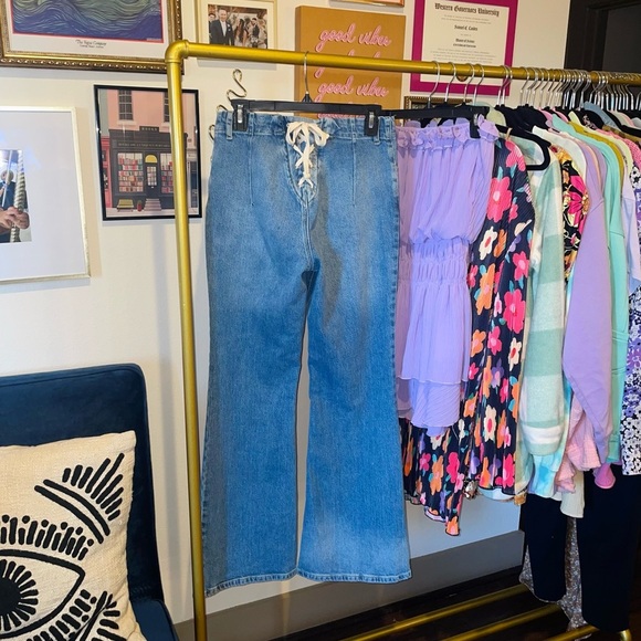 Urban Outfitters BDG Lace-Up Flare Jean - Picture 6 of 13